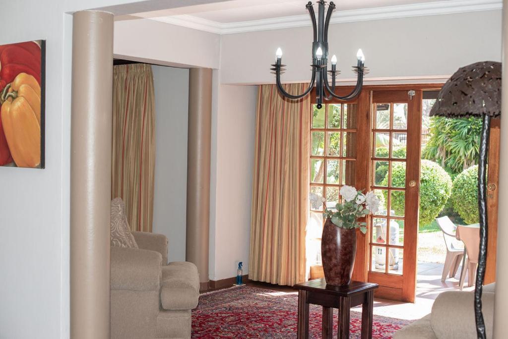 Micasa Sucasa Guesthouse Lephalale Kültér fotó