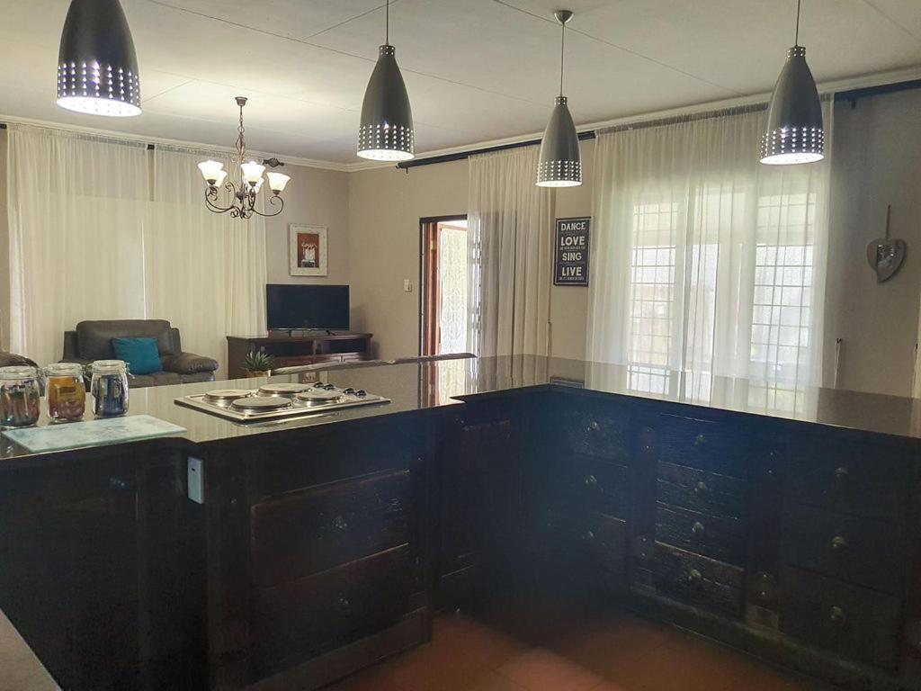 Micasa Sucasa Guesthouse Lephalale Kültér fotó