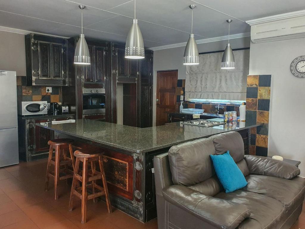 Micasa Sucasa Guesthouse Lephalale Kültér fotó